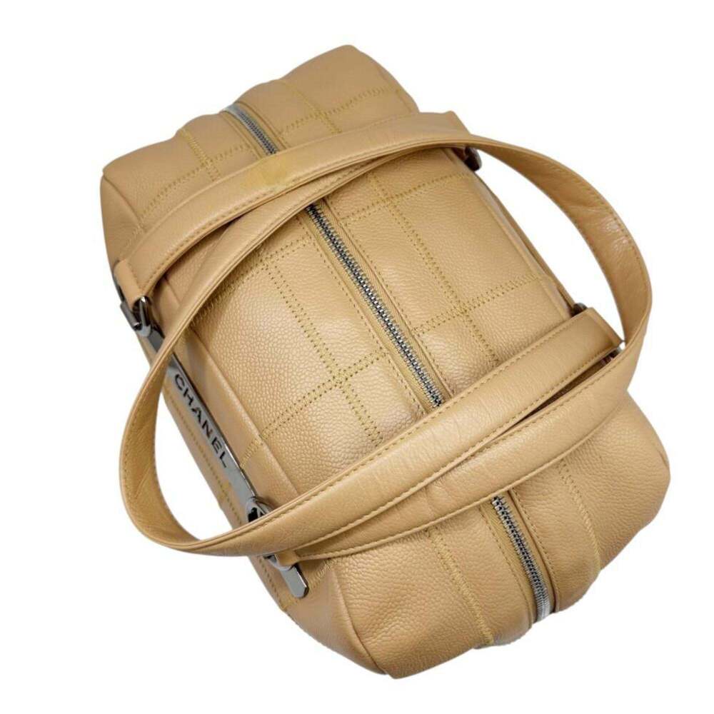 CHANEL Cream Caviar Leather Tote Bag - Picture 6 of 11